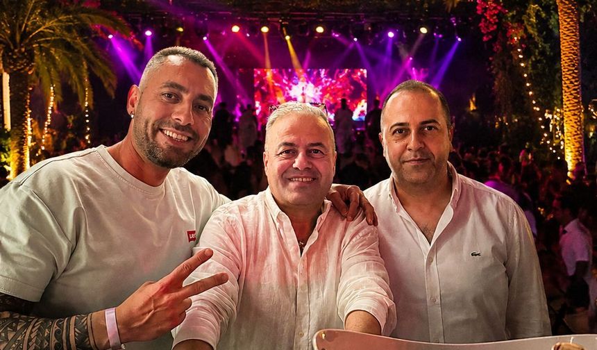 Turizmci Ceyhun Güçavlı, Alanya’da kuzenleriyle hasret giderdi