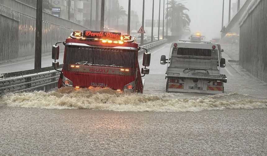 Alanya ve Gazipaşa için hafta sonu şiddetli yağış uyarısı