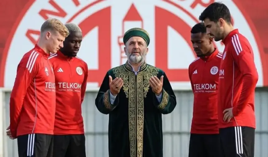 Antalyaspor'a Belediye desteği yetmedi şimdi de gol duasına çıktı