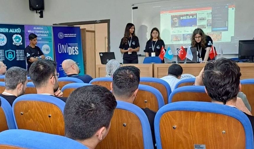 Alanya'nın ilk milli teknoloji hackathonu ALKÜ'de yapıldı