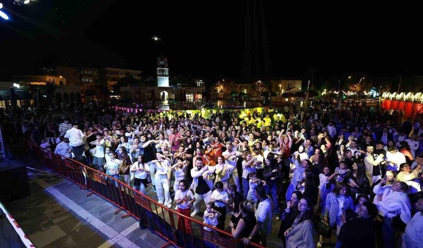 Marmaris Latin Festivali dans tutkunlarını buluşturdu