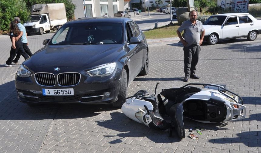 Gazipaşa'da motosiklet ile otomobil çarpıştı: 1 yaralı