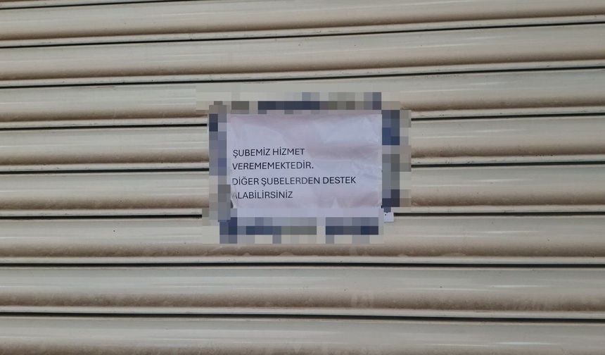 Diyarbakır Sur'da kapalı banka şubesine silahlı saldırı