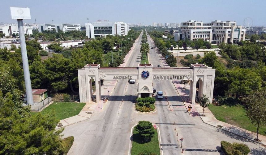 Akdeniz Üniversitesi dünya sıralamasında 40 basamak yükseldi