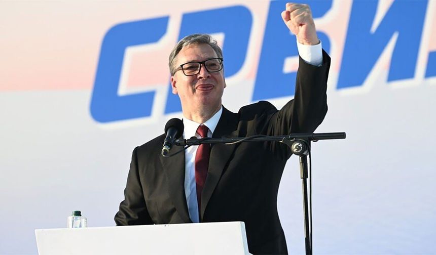 Sırbistan lideri Vucic istifa edeceğini açıkladı