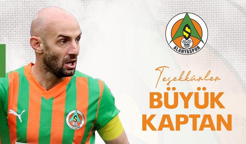 Alanyaspor'un 13 yıllık ismi Efecan Karaca Sarıyer'de