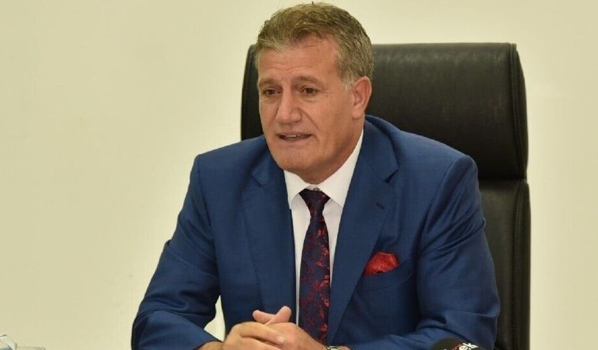 KKTC Ulaştırma Bakanı Arıklı görevden alındı