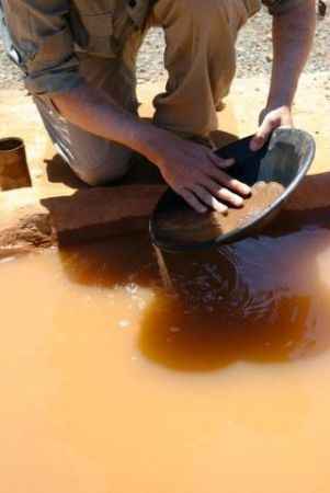 Bu ülkelerden altın yağıyor