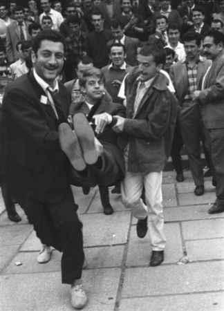 Yurdum insanından ilginç protestolar