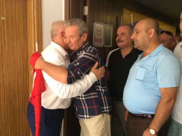 Dönüşü muhteşem oldu