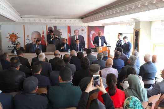 Antalya'da 'Çavuşoğlu' coşkusu