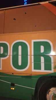 Alanyaspor'un kulüp otobüsüne şok saldırı