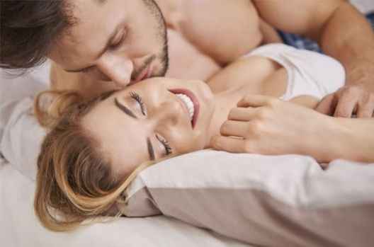 Erkekler kadınlarda ilk neye bakıyor?