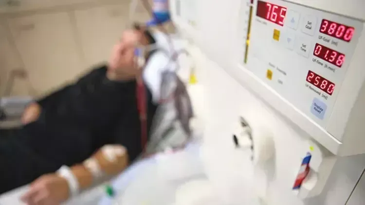 Alanya'da elektrik kesintileri hayat memat meselesi haline geldi: Yaşlı adam yaşam savaşı veriyor