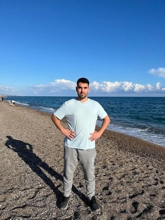 Manavgat'ta aile faciası: Kızkardeşini çok sayıda b*cak darbesi ile öldürdü