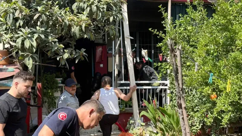 Antalya çamaşır toplarken dumanı çöp yangını sandı; gerçeği öğrenince çığlık attı