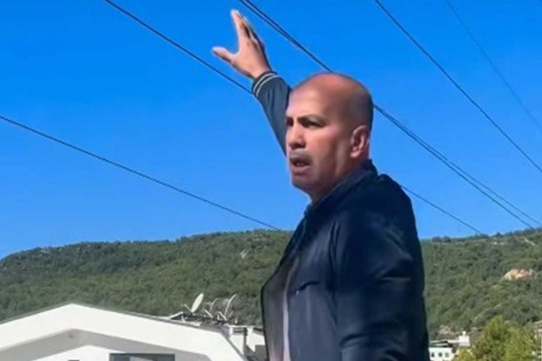 Alanya'da muhtarın isyanı: 'Yolun içine yol yapmışlar'