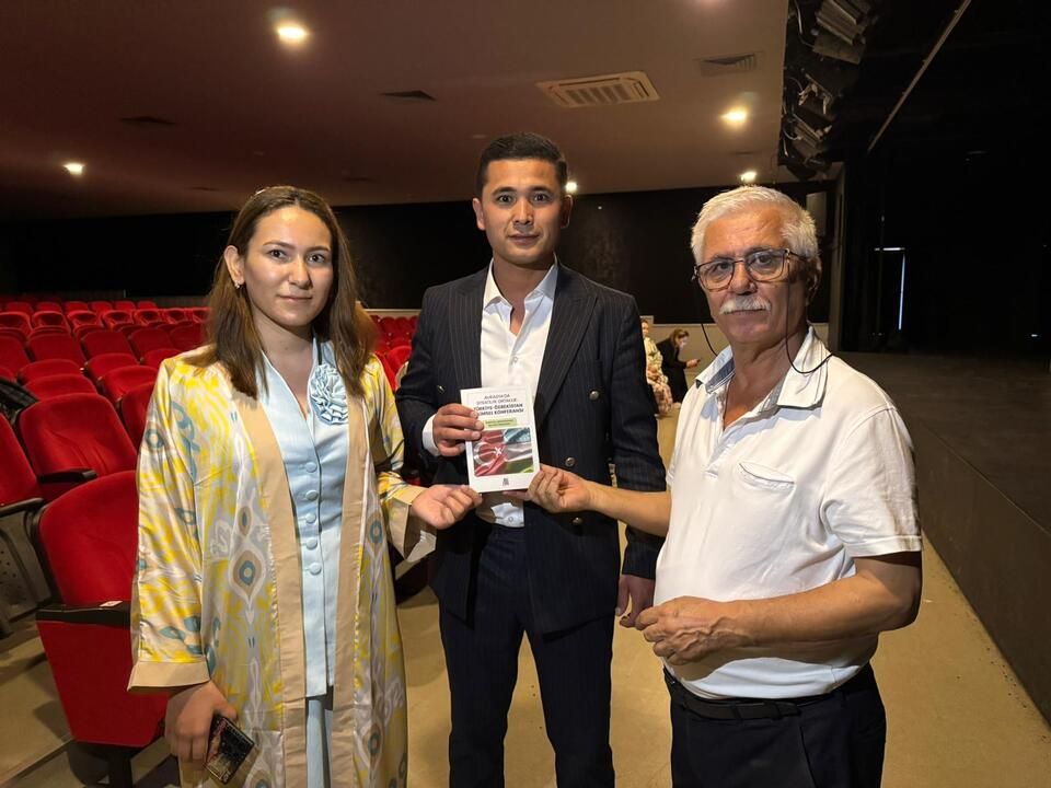 Alanya kültür Merkezinde Türkiye-Özbekistan arasında iş birliği konferansı yapıldı