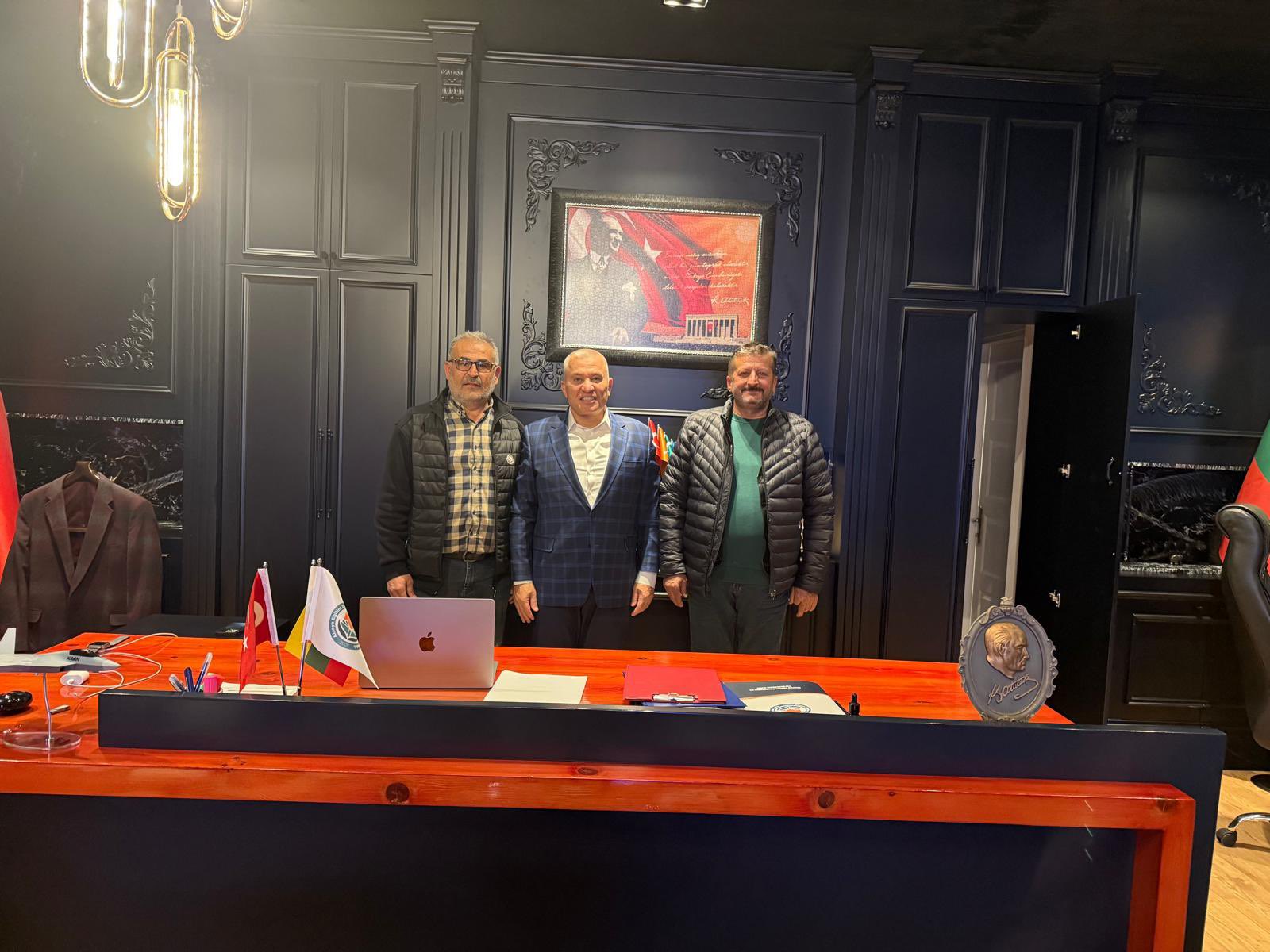 2040C757 31E8 4753 908B 63139E5153Ea