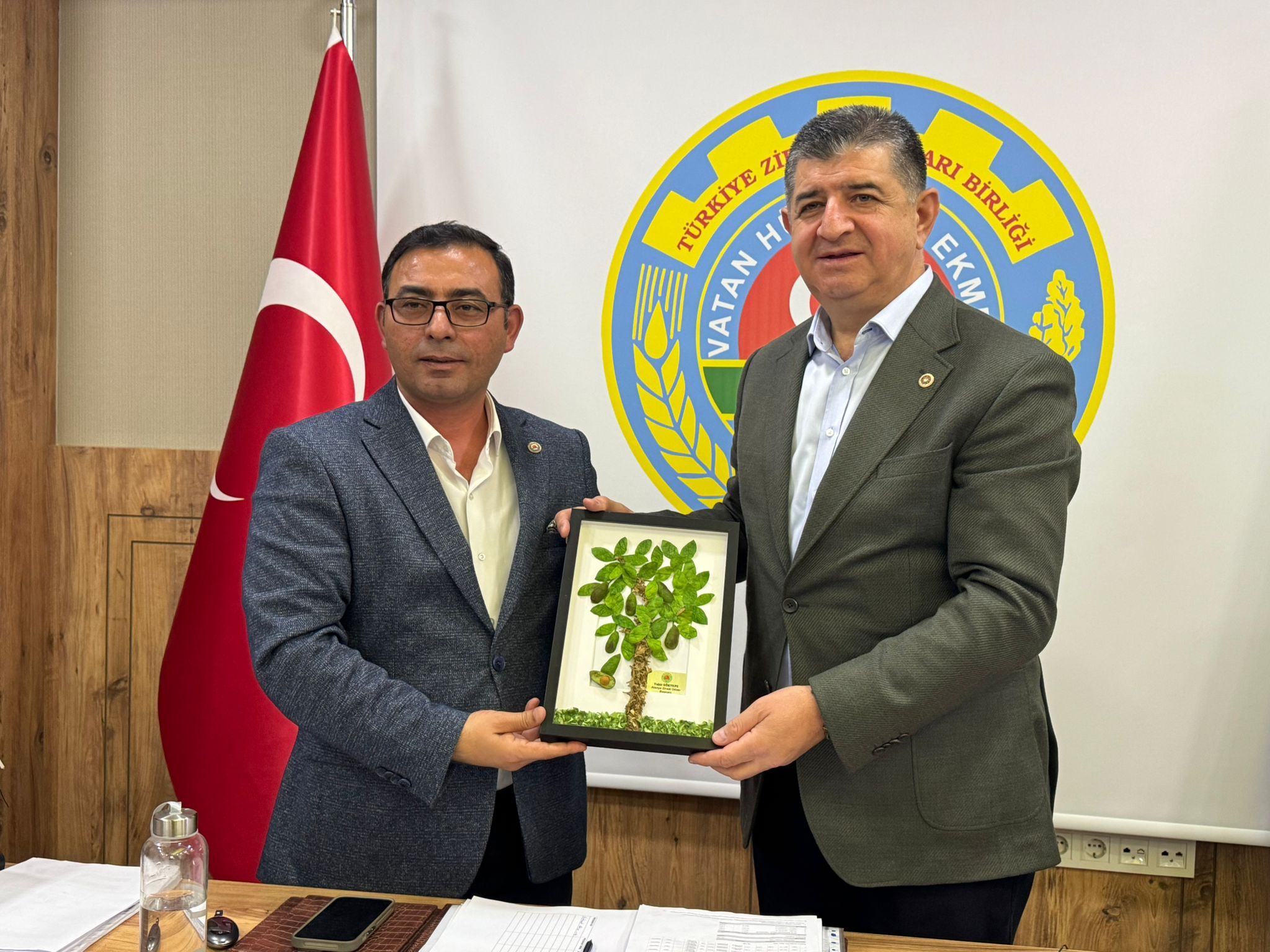 54C9E070 1F60 4183 9D11 9421C5793A42