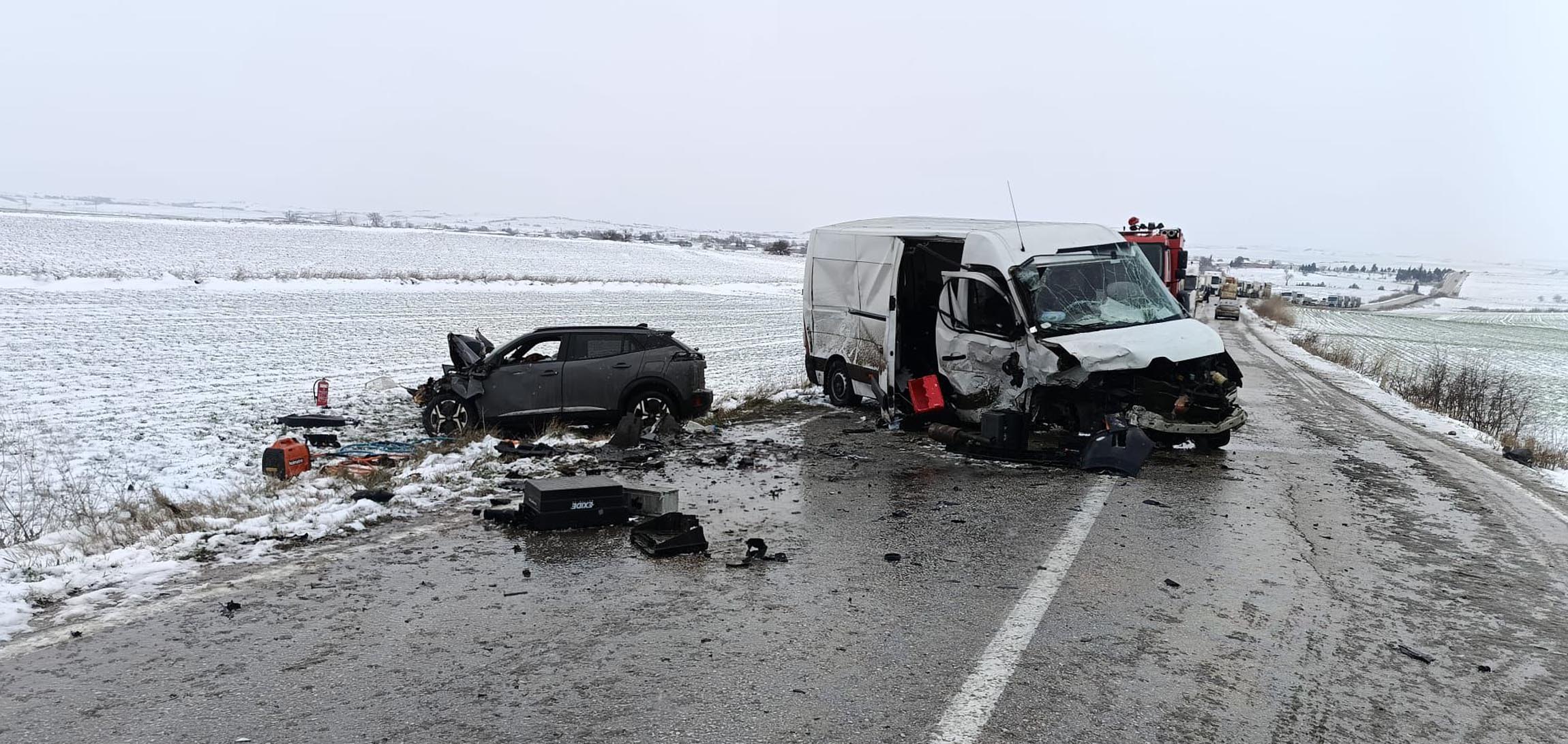 Eski AK Parti Gençlik Kolları Başkanı trafik kazasında hayatını kaybetti