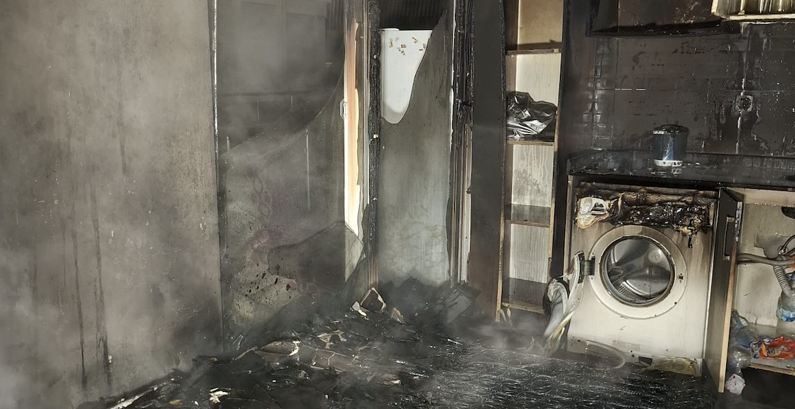 Alanya'da daire alevler içinde kaldı