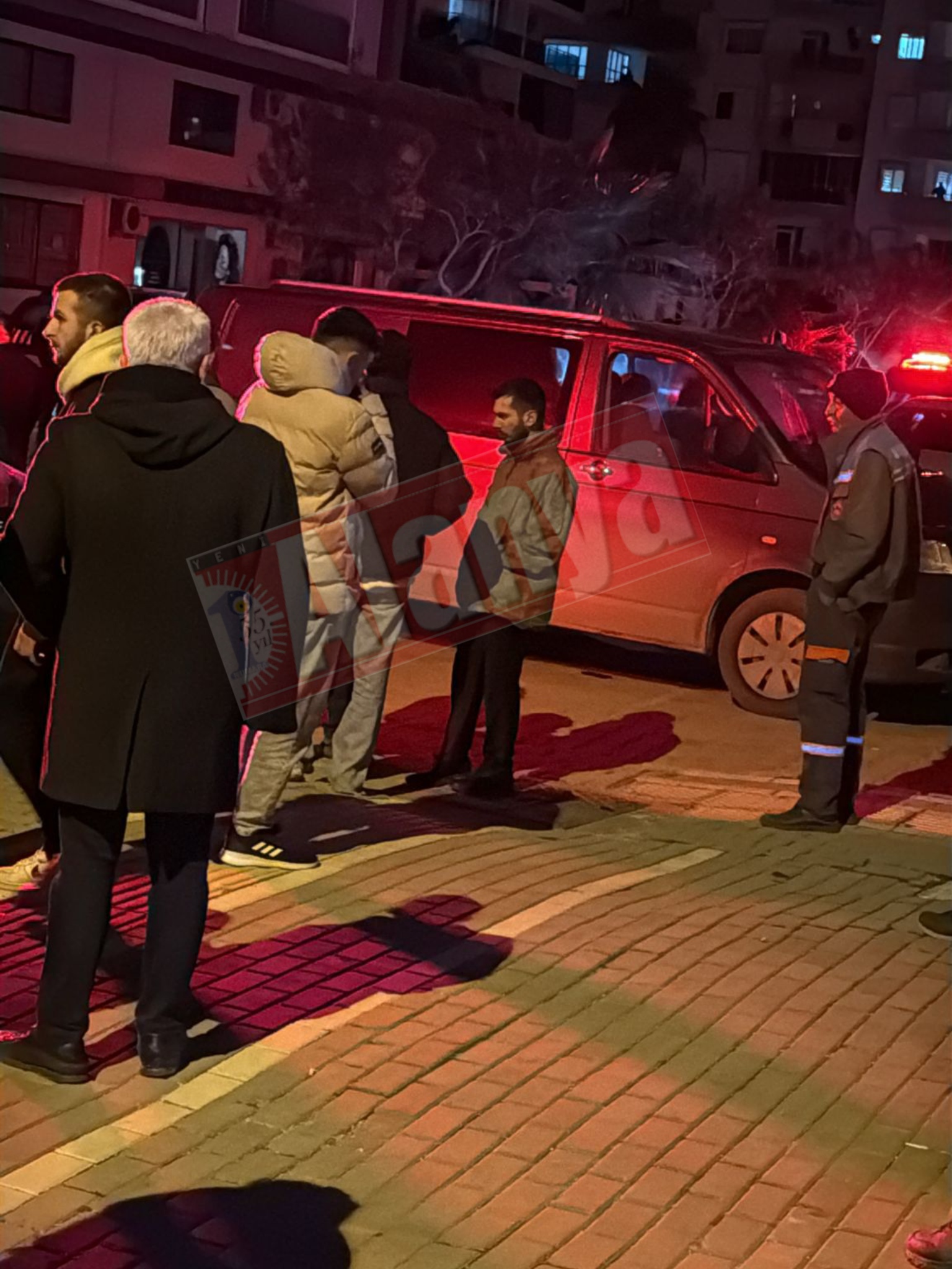 Feff8Bba 9D31 493E B327 E9B144Aed768 (2)