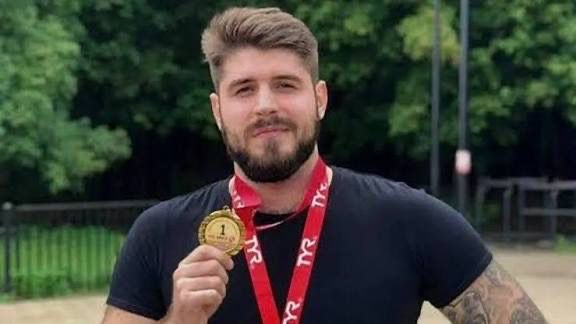 I S T A N B U L K U R U C E S M E D E D E N I Z D E C E S E T B U L 1125852 334105