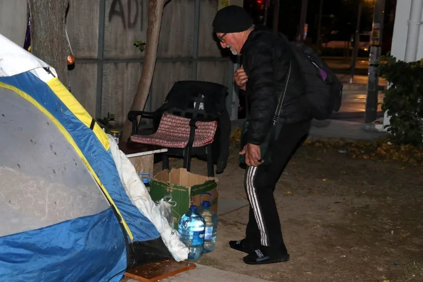 Necdet Tilif Cadirda Yasayan Vatandas 2