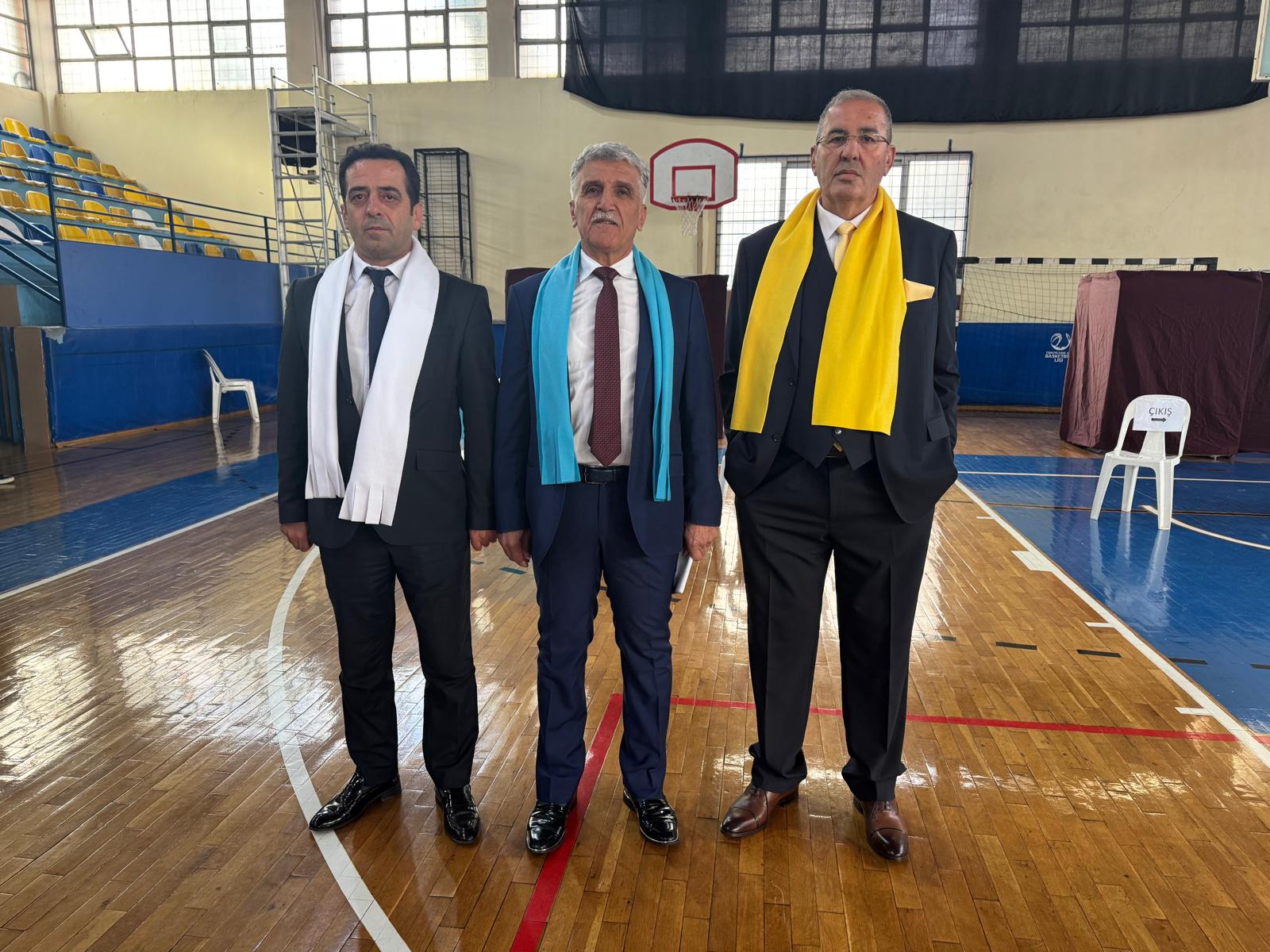 Alanya’da olaylı seçimde kazanan belli oldu! Salonda tansiyon tavan yaptı