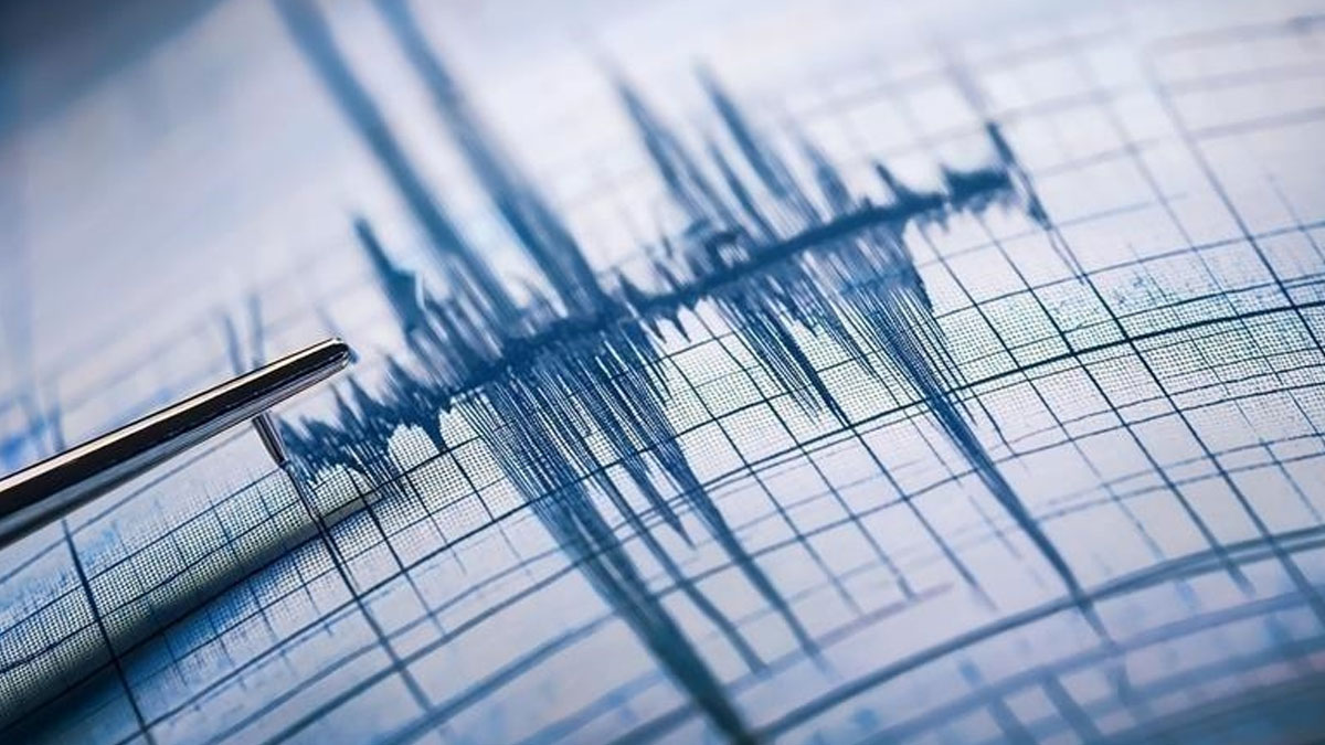 Sabah saatlerinde deprem şoku: Kurumlardan peş peşe açıklamalar