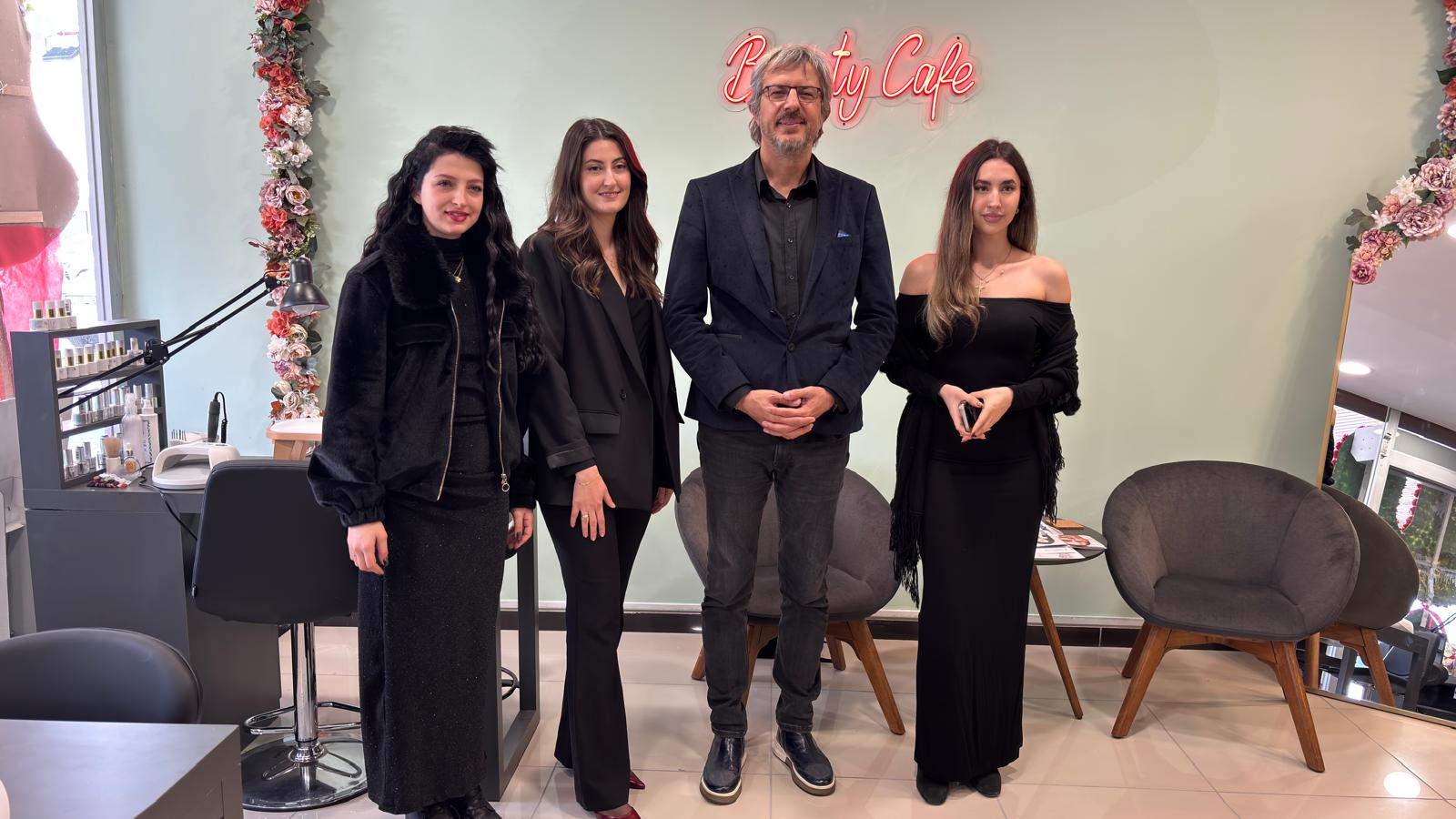 9Aa4E5A9 8343 43B5 Bc82 2Fa25A1Bf1A2