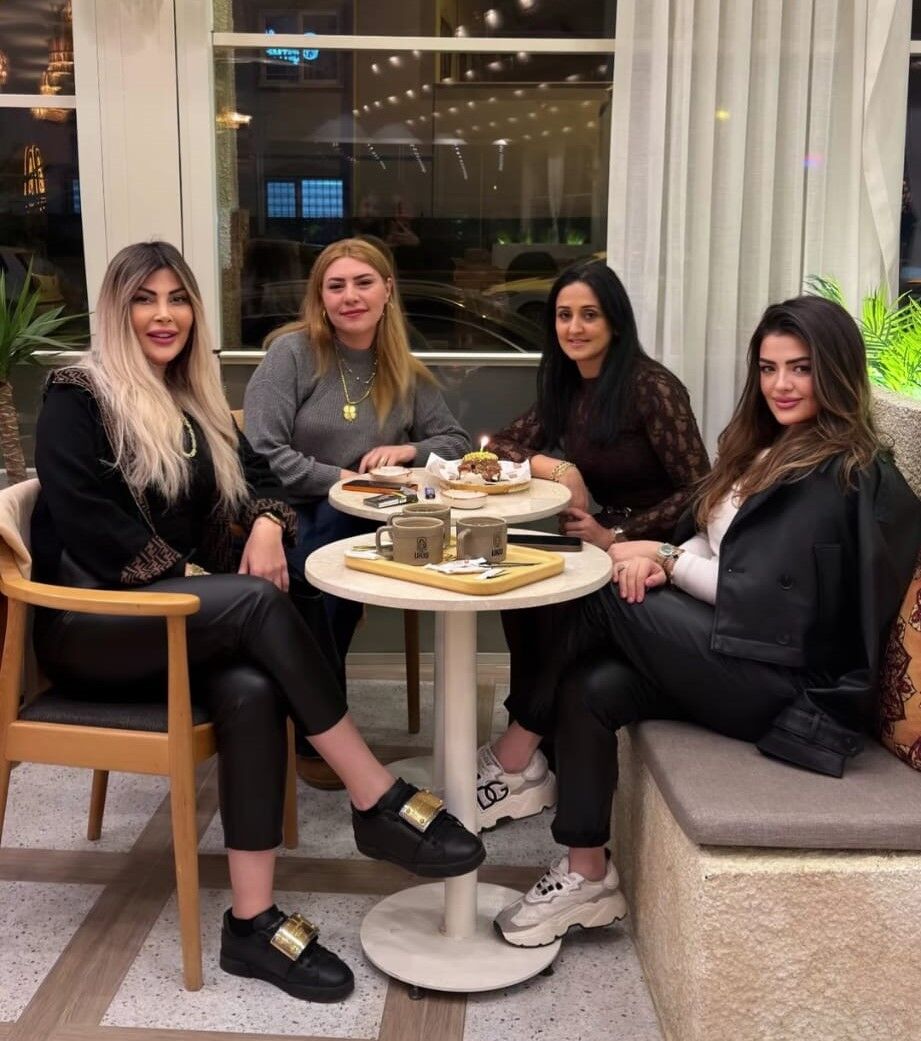 Yalçıner Kuyumculuk sahibinin keyifli doğum günü kutlaması