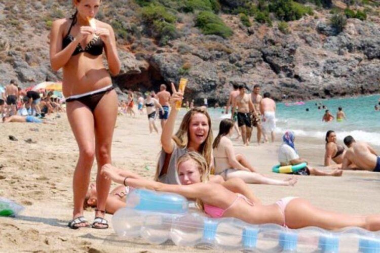 1308555 Ukrayna Dan 949 Turist Antalya Ya Geldi 5Efdf1E09755D