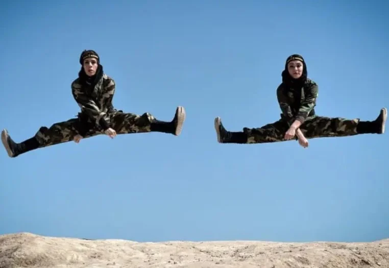 3Jpg L4X S1Hm1 Eup A6 Pjzm Hemw