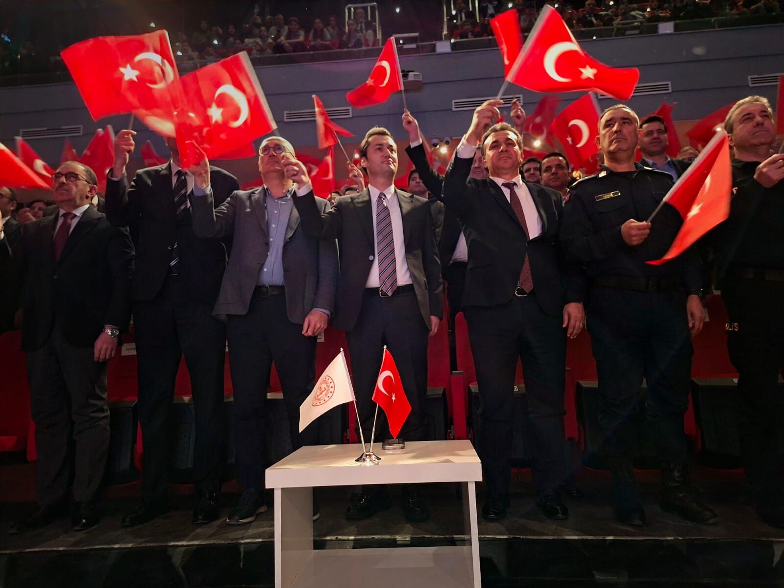 5Aa1Af29 29Cd 4E33 86E4 Aa9B993F3D2C