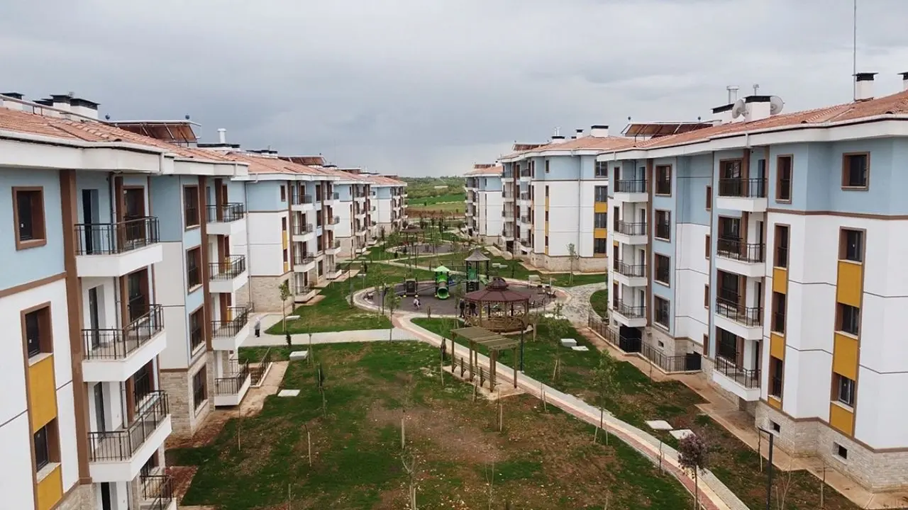 Antalyada Toki Kurasinda Cikmayanlara Ikinci Sans 680Cc114C214E Toki Basvurusu E Devlet 2025 Acildi Mi 250 Bin Sosyal Konut Basvurusu Ne Zaman Baslayacak