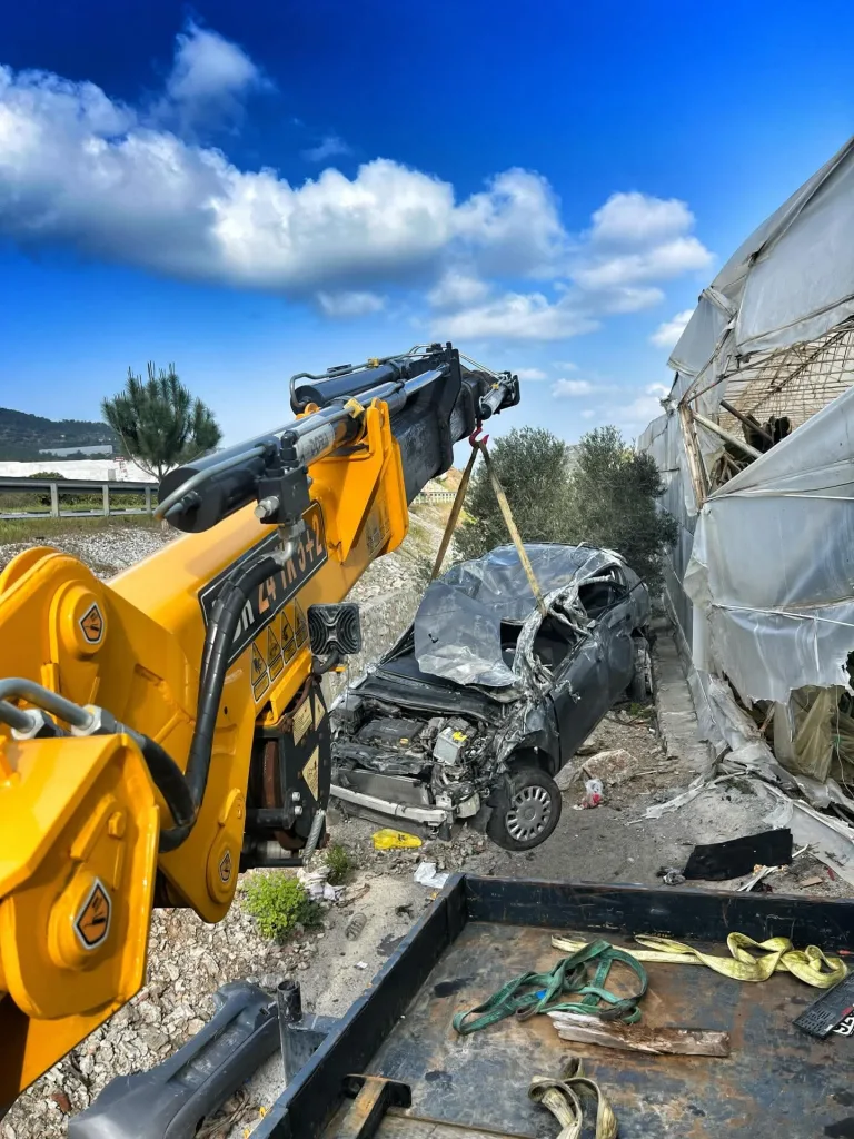 F B I M G 1773750771982 768X1024