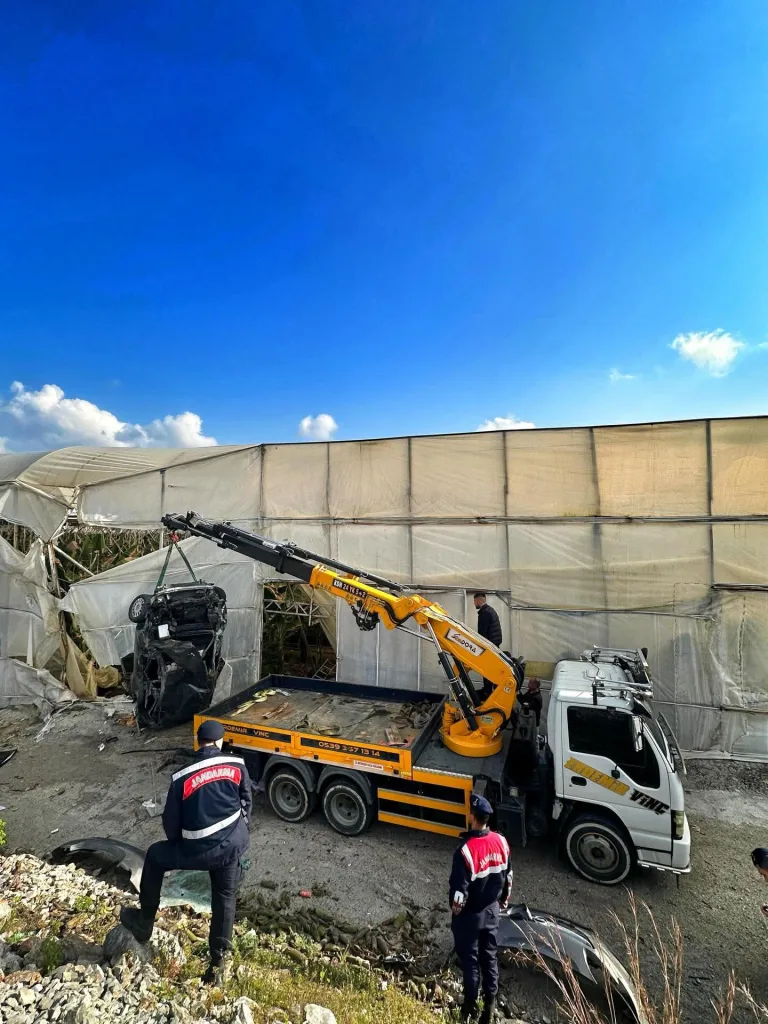 F B I M G 1773750774675 768X1024