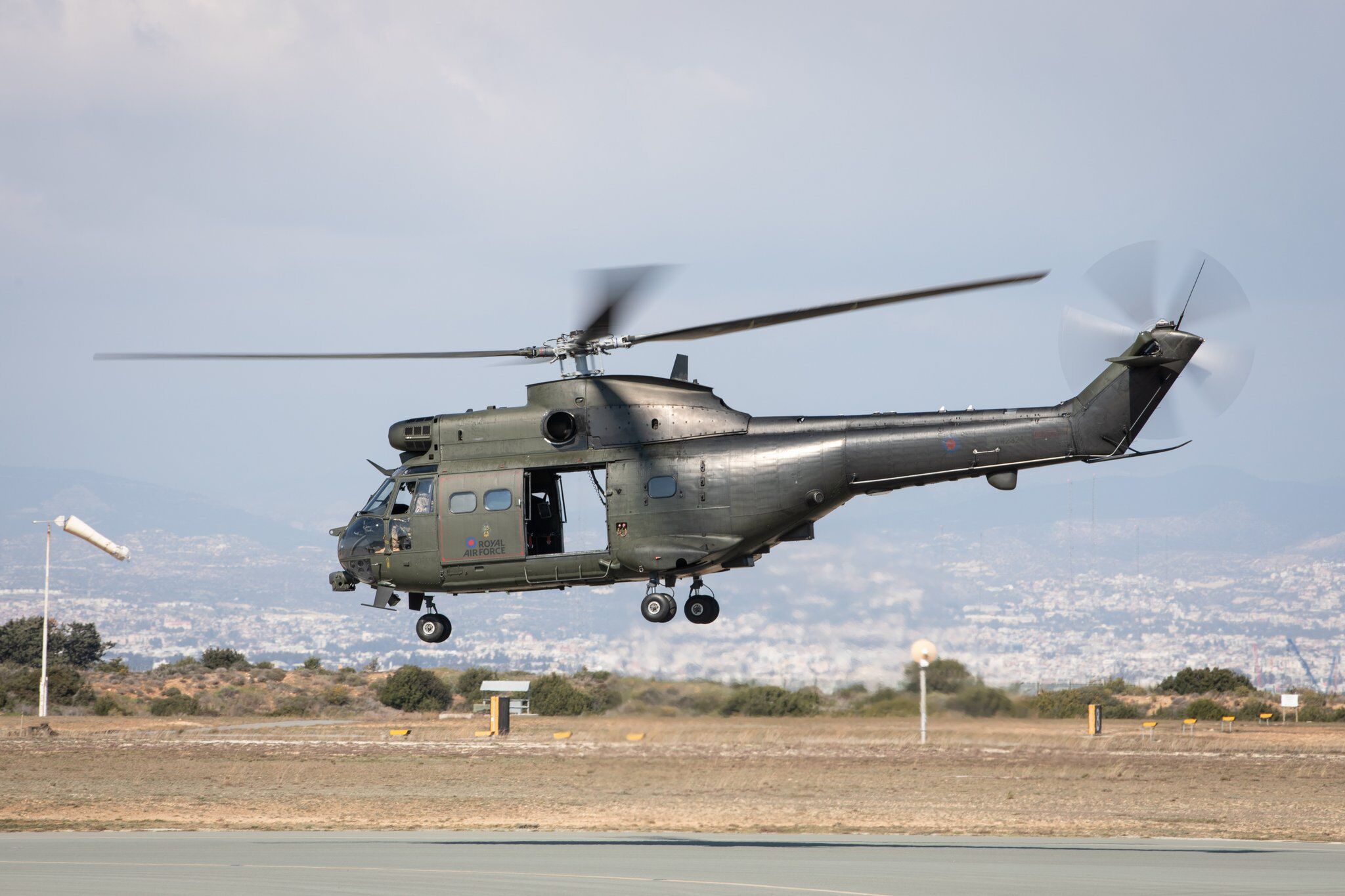 Alanya'nın karşısında savaş alarmı: İran Kıbrıs'ı vurdu