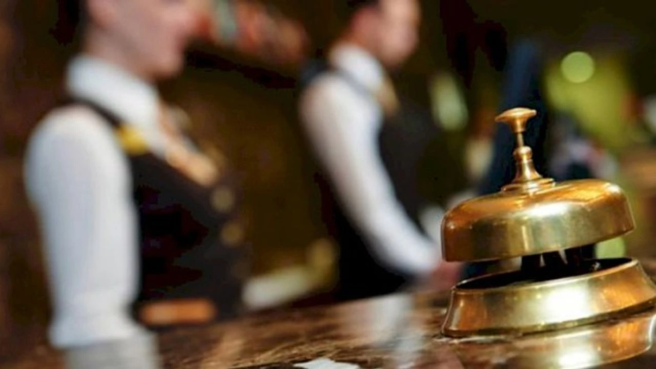 Otel Calisani Garson