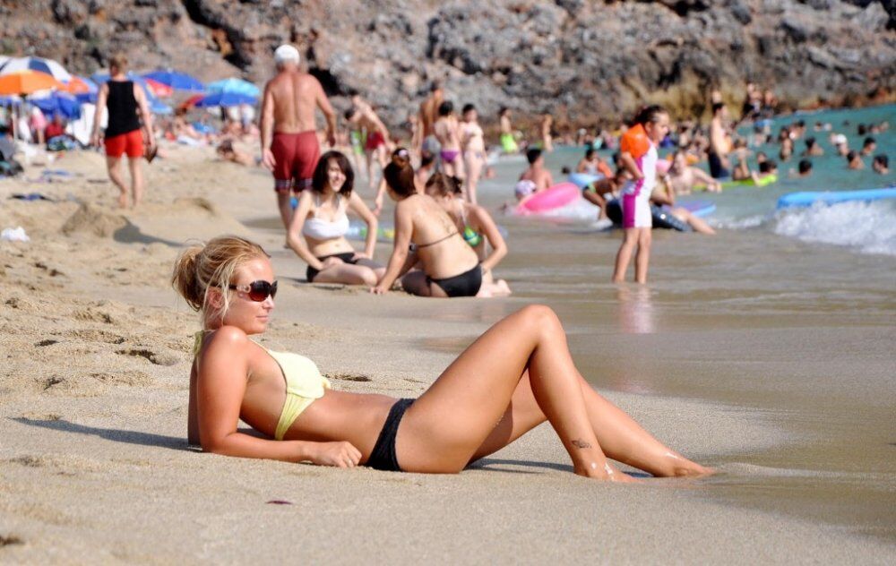 T 4 Bikinili K Yz Resimleri Turist K Yzlar Plaj Resimleri Antalya Rus Turistler 3 241Bf
