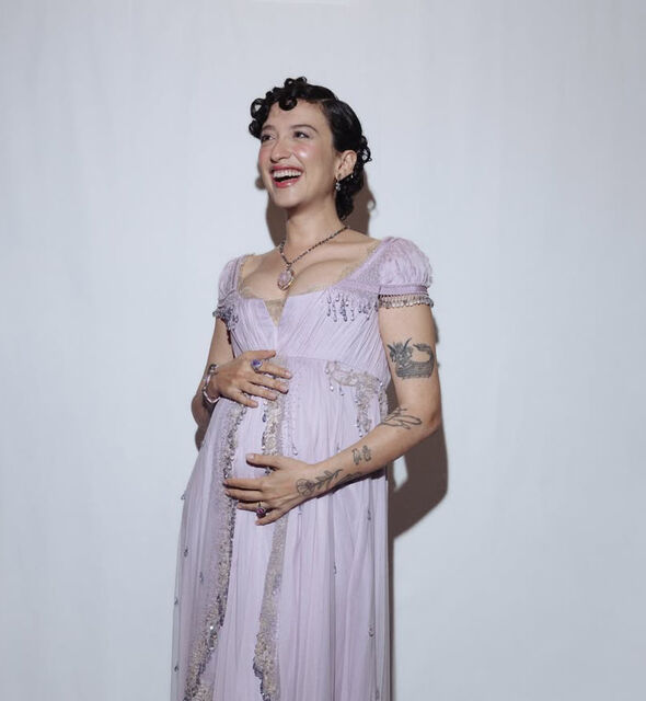 3880921 709B65A076130108Ebf04B7A3E0E632E 640X640