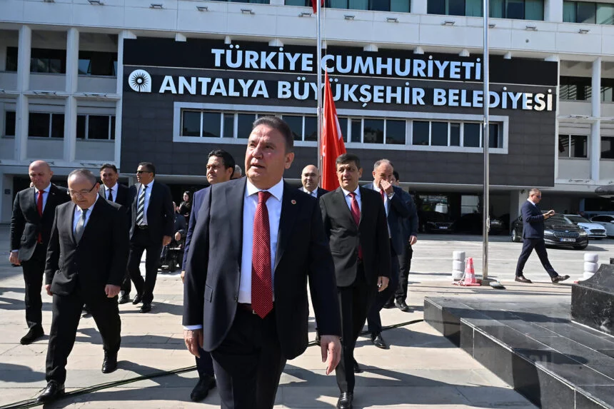 Muhittin Bocek Buyuksehir Beleidyesi