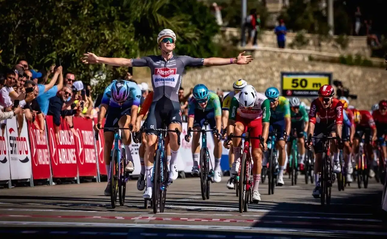 O N E B Cumhurbaskanligi Turkiye Bisiklet Turunda Rota Antalya