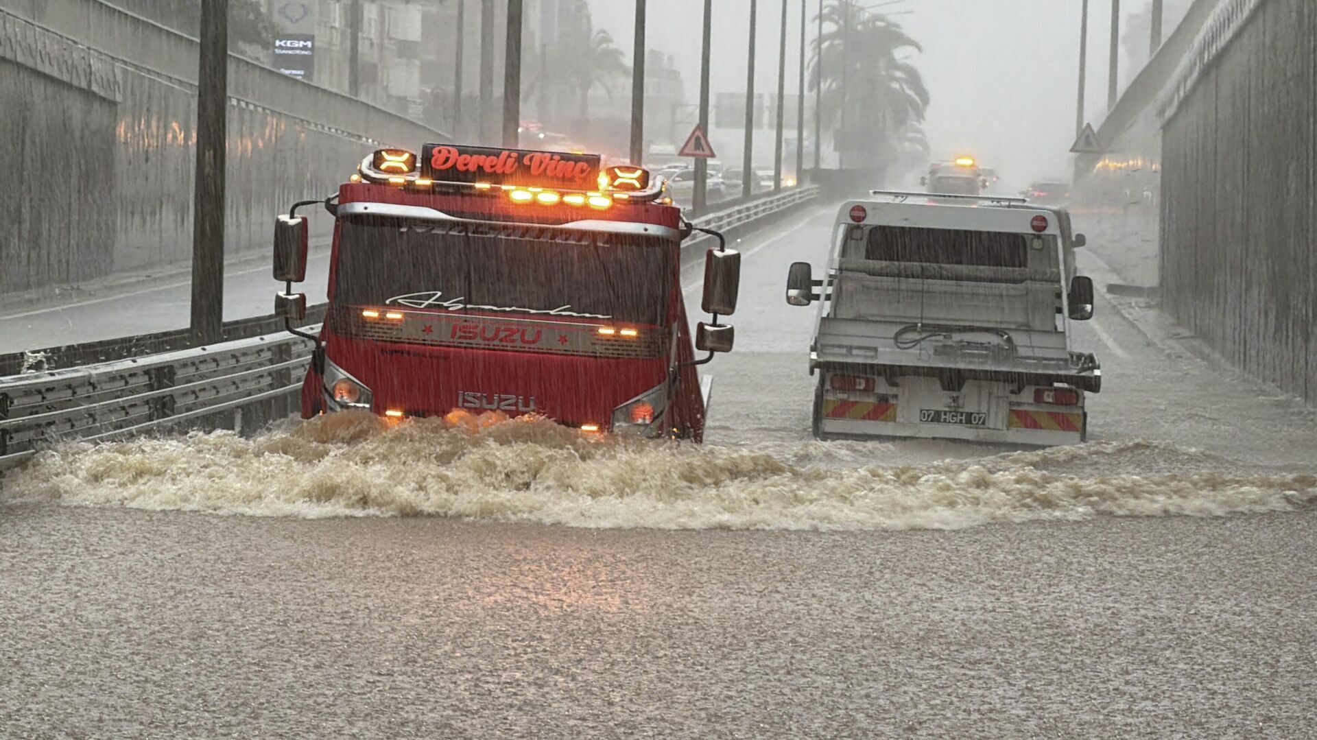 Alanya ve Gazipaşa için hafta sonu şiddetli yağış uyarısı
