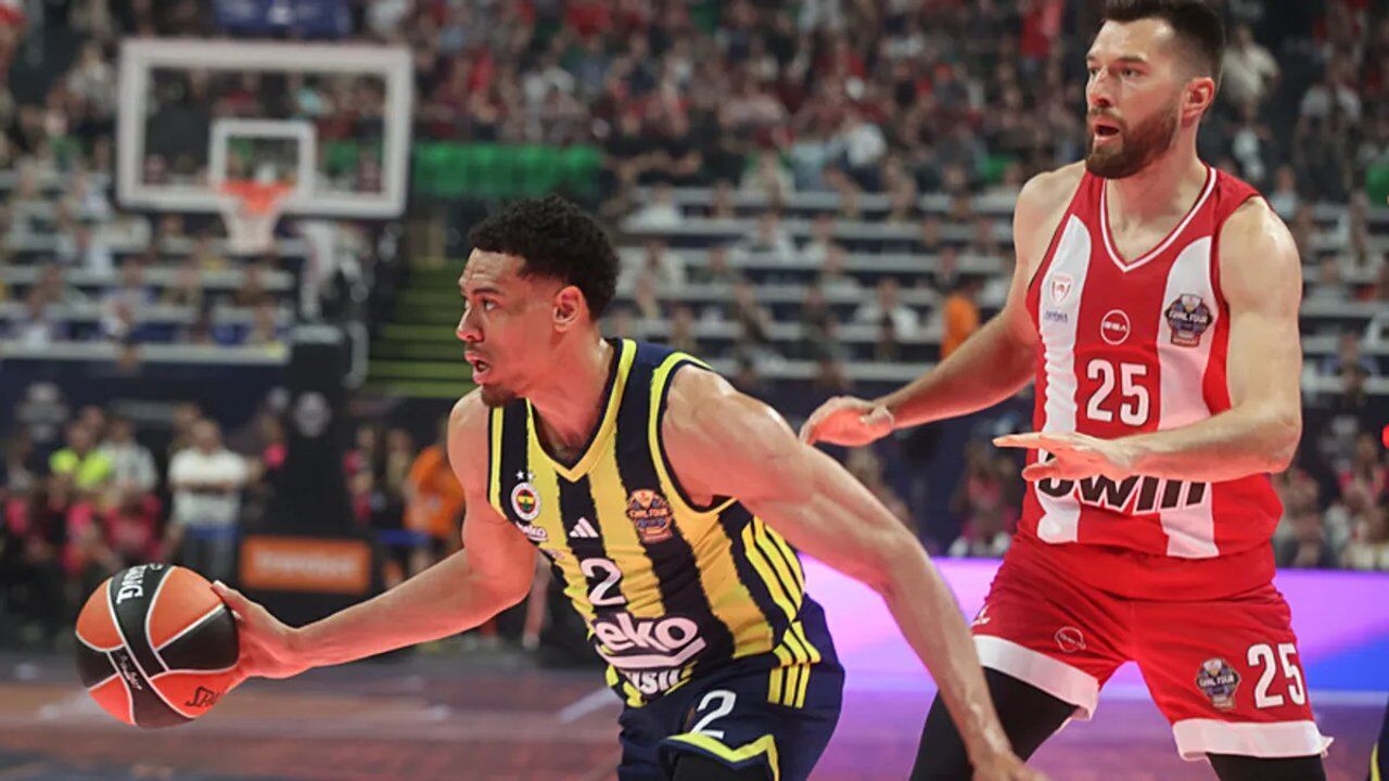 Fenerbahçe Beko Olympiakos'a 79-61 yenilerek veda etti