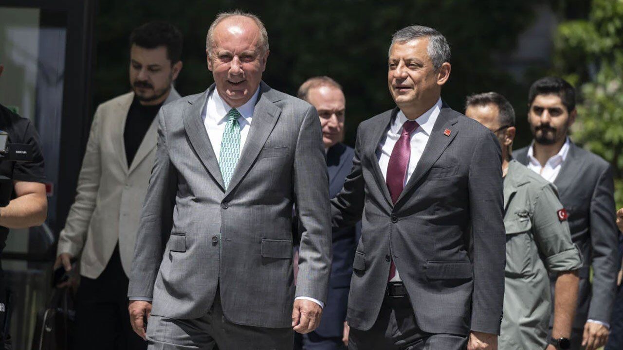 Muharrem İnce'den Özgür Özel'e İzmir'de otobüs jesti