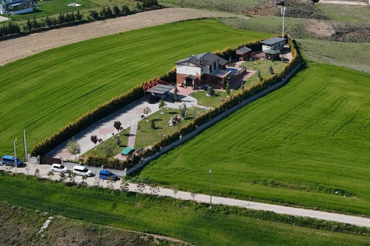 Ozel Kalem Mudurunun Evi Gorenleri Hayrete Dusurdu E6562E9832 Amp
