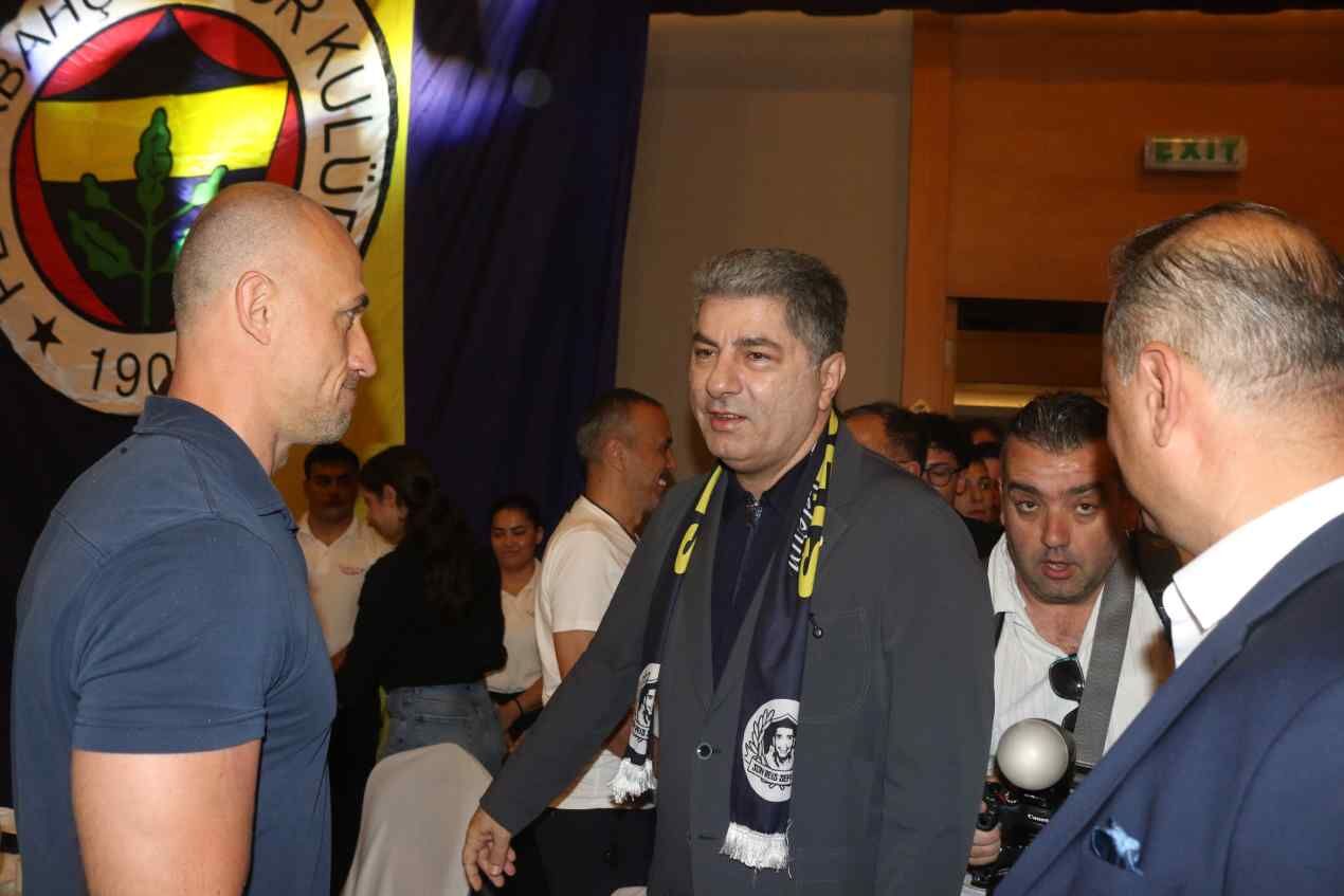 Antalya’da konuşan Hakan Safi’den flaş transfer açıklaması